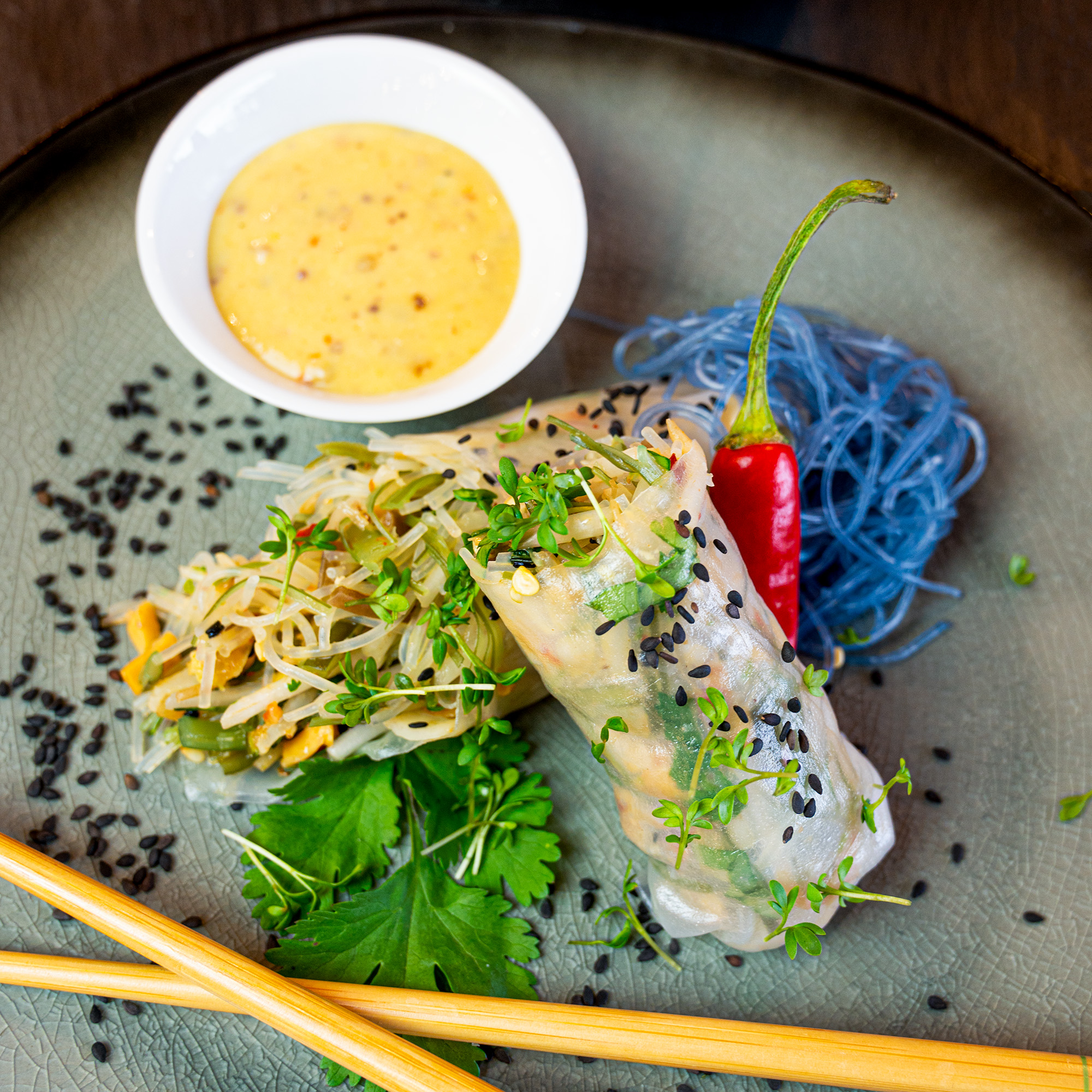 sommerrollen Sommerrollen mit Sweet Chili Sauce & Senfmayonnaise