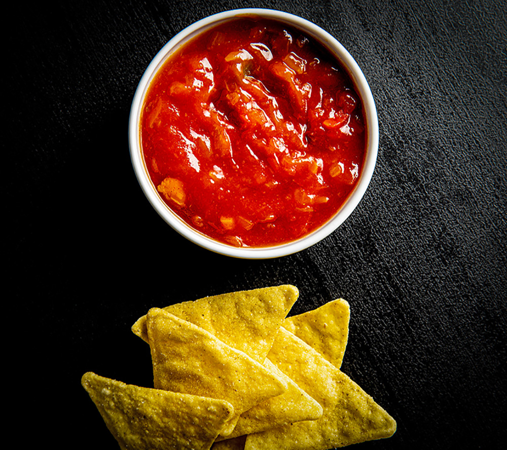 dip mit nachos dip mit nachos