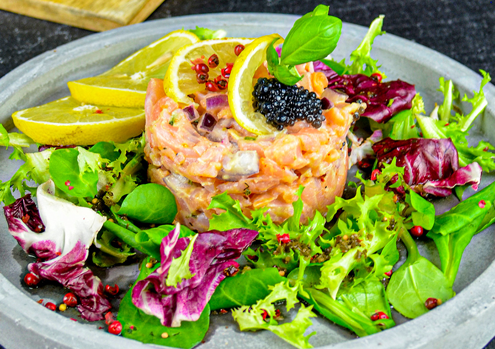 lachstatar auf salat lachstatar auf salat