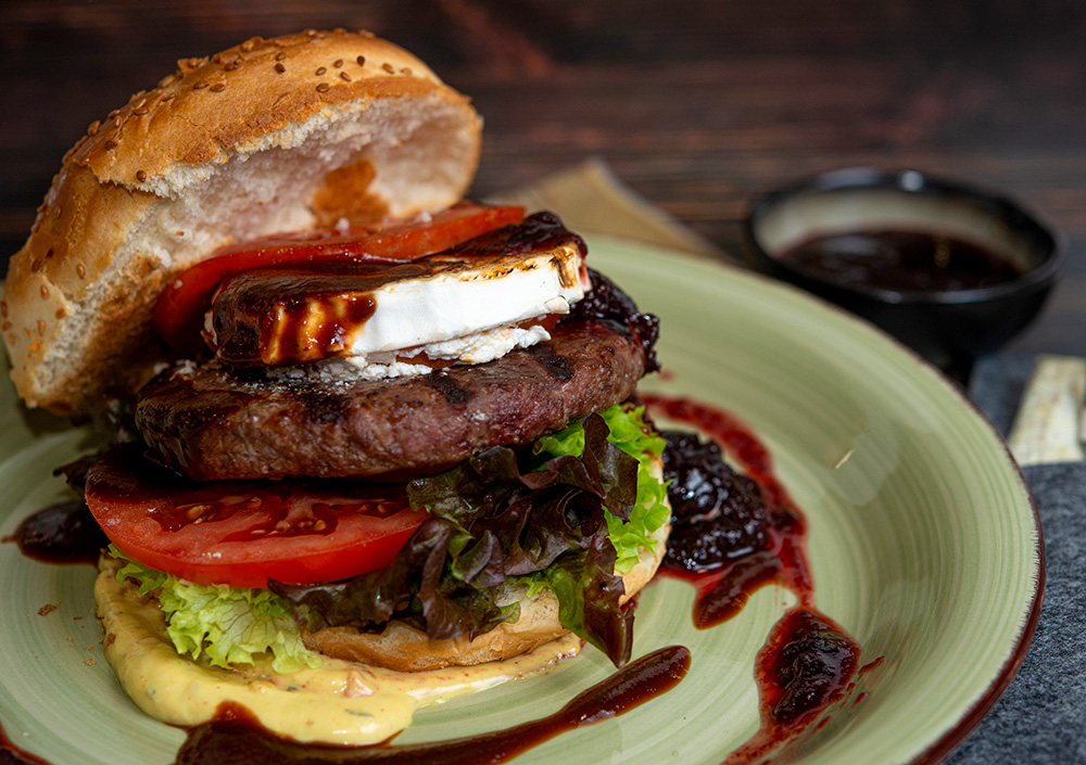 burger ziegenkaese und fleisch burger ziegenkaese und fleisch