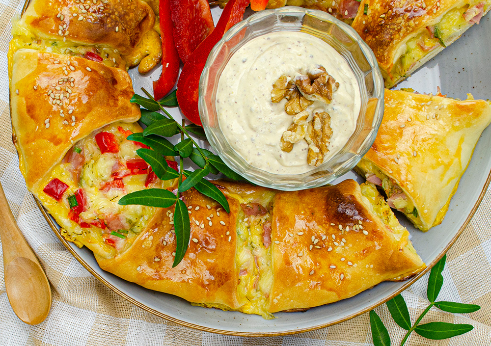 pizzakranz mit senfdip pizzakranz mit senfdip