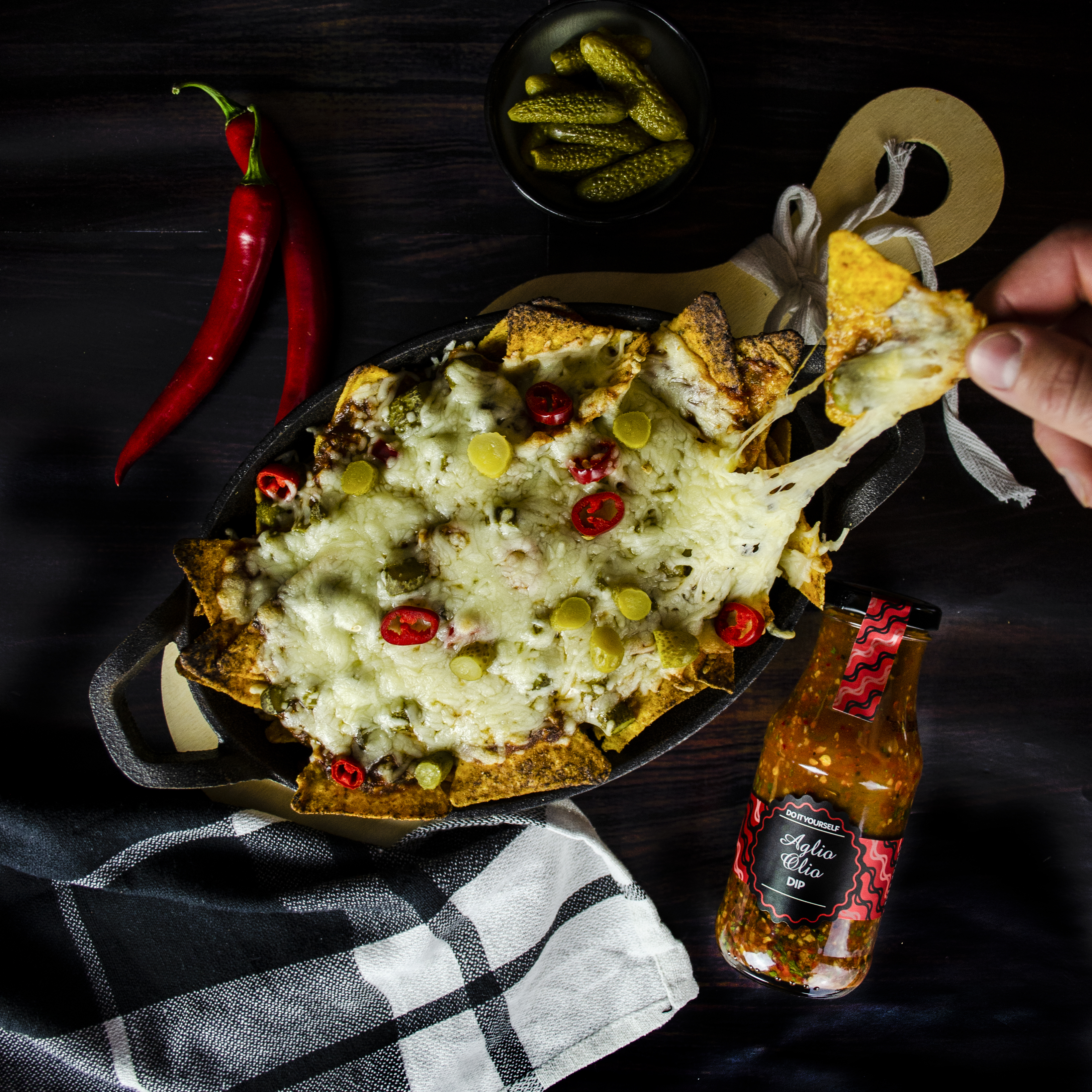 DIY Aglio Olio Dip schmeckt hervorragend zu Nachos