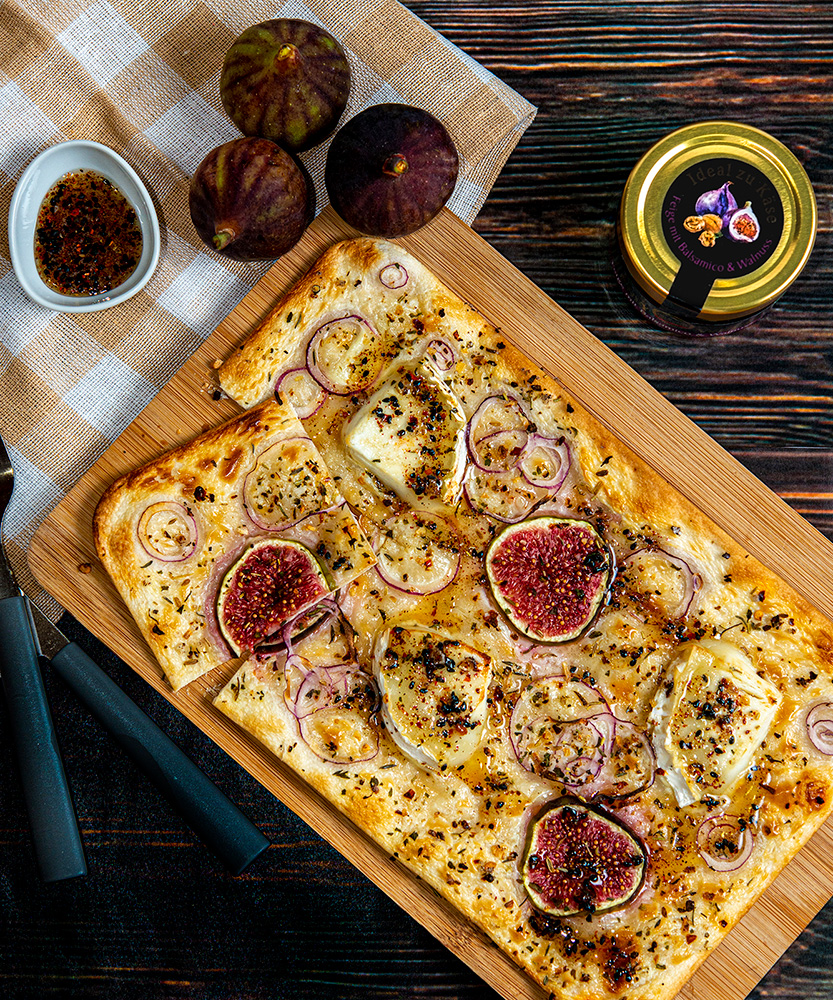 flammkuchen mit feigen flammkuchen mit feigen