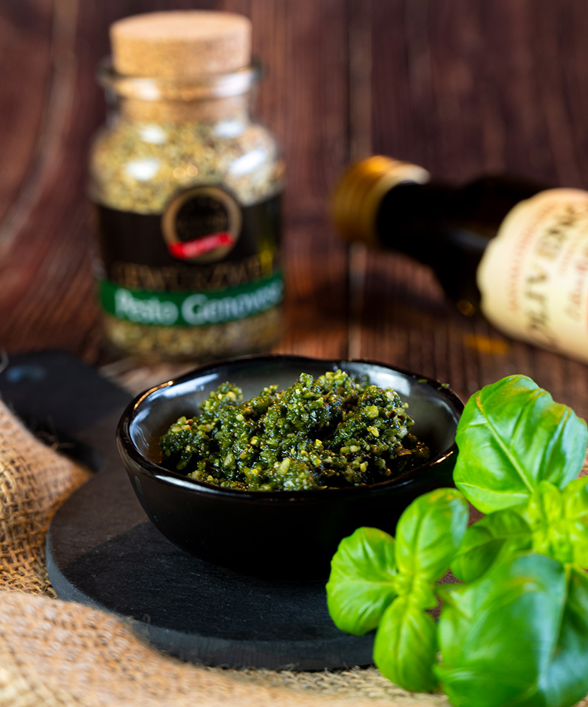 pesto mit olivenoel pesto mit olivenoel
