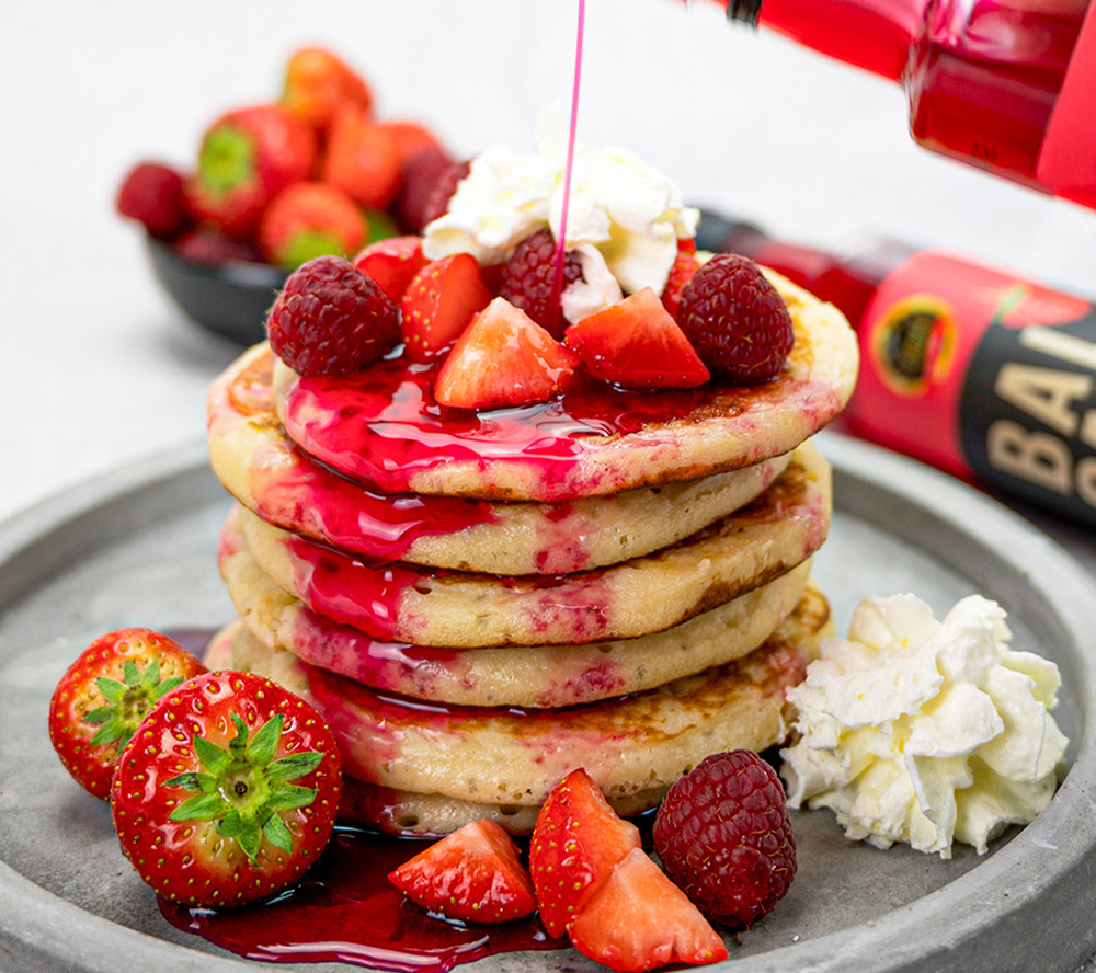 pancakes mit balsam und fruechten pancakes mit balsam und fruechten