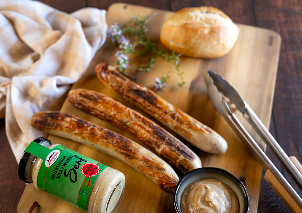 bratwurstsenf mit bratwurst bratwurstsenf mit bratwurst