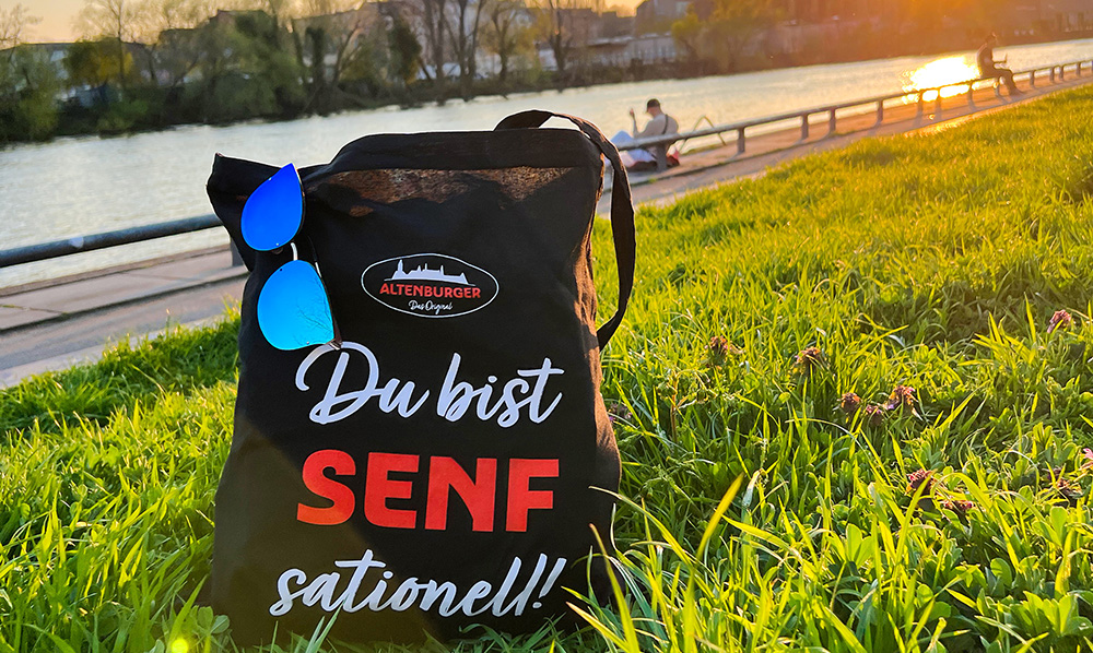 info: entdecke unseren merchandise