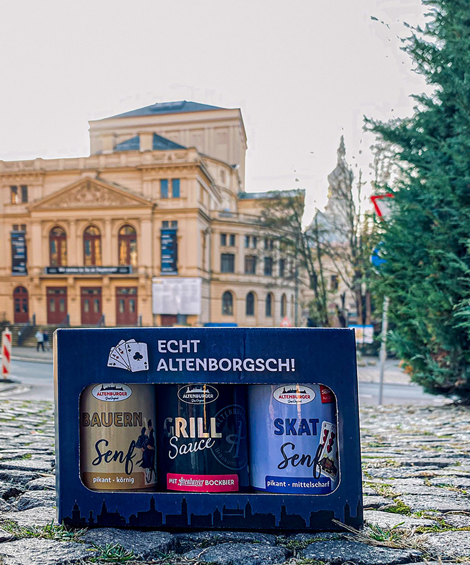 altenburger kiste vor theater altenburger kiste vor theater