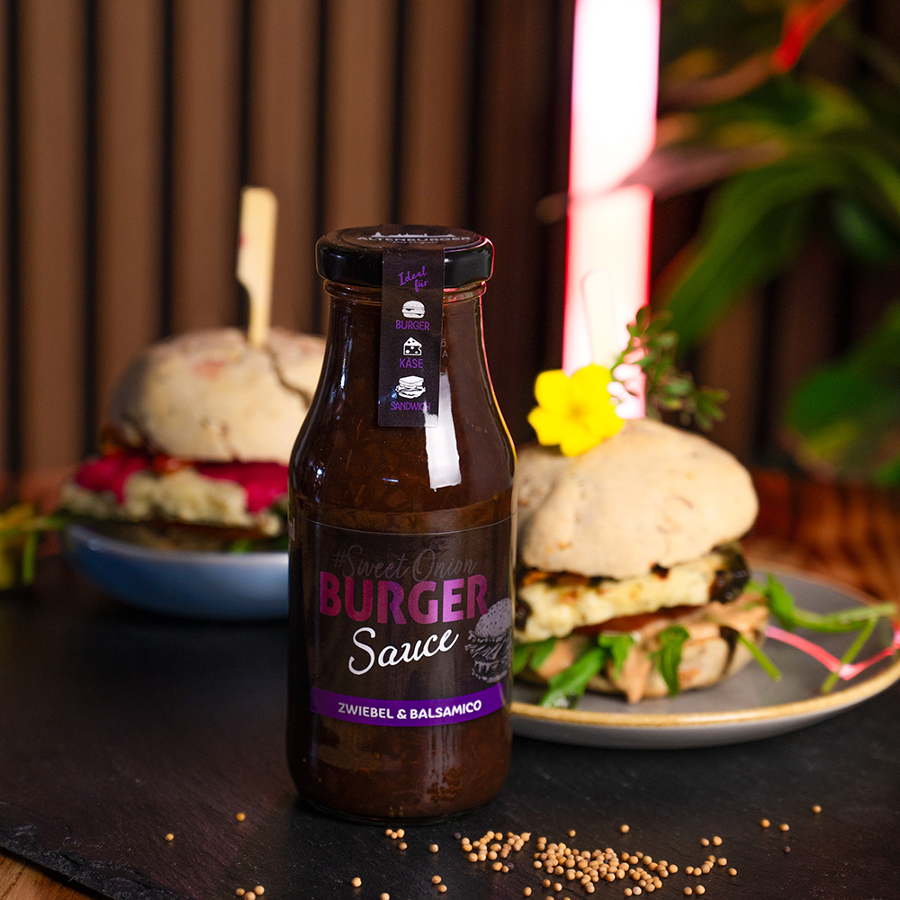 burger sauce zwiebel balsamico mit burgern