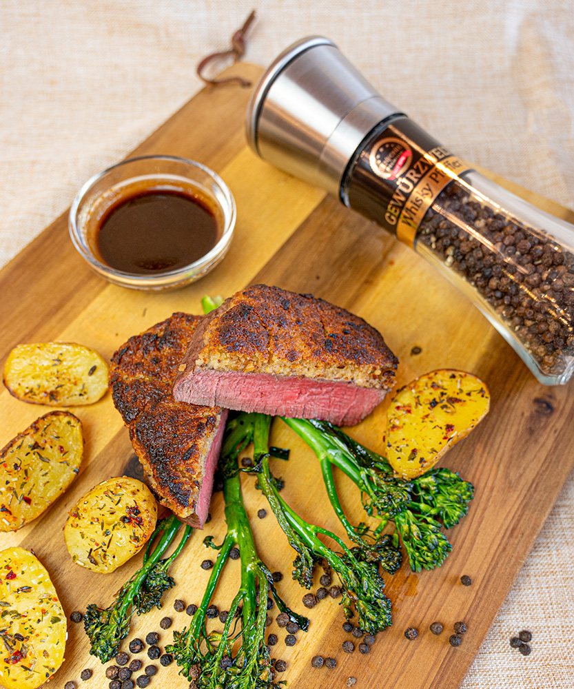 steak mit senfkruste und whisky pfeffer steak mit senfkruste und whisky pfeffer