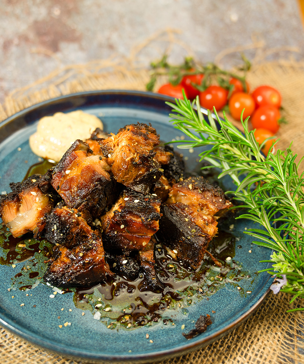 Gegrilltes Fleisch mit Senf Gegrilltes Fleisch mit Senf