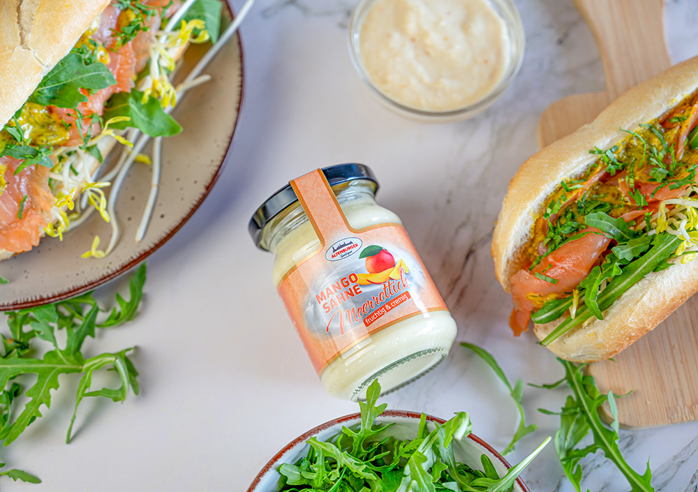 Lachrbroetchen mit mango meerrettich Lachsbroetchen mit Mango Meerrettich