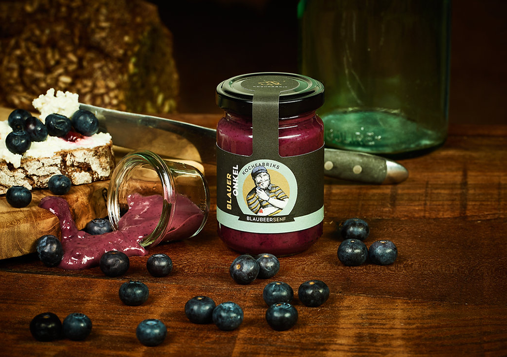 blaubeer senf mit frischkäse brot blauer onkel - blaubeer senf mit frischkäse brot