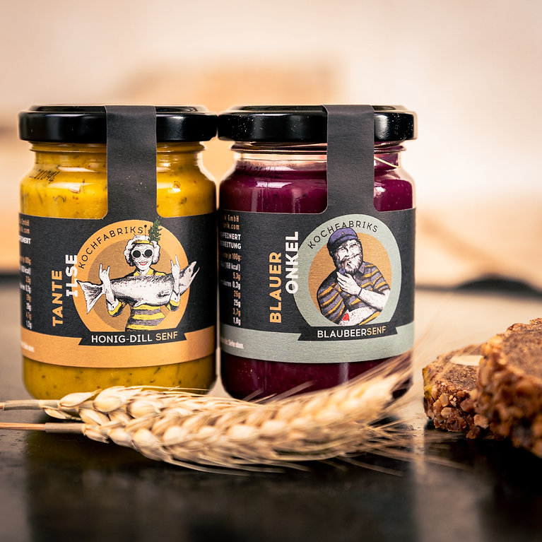 Die Kochfabriks Senffamilie; Tante Ilse Senf und Blauber Onkel Senf