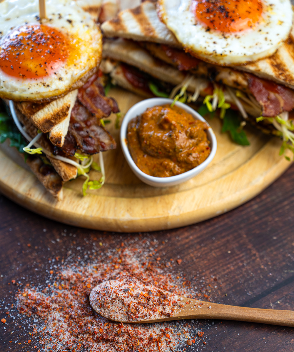 gegrilltes sandwich mit chili salz gegrilltes sandwich mit chili salz