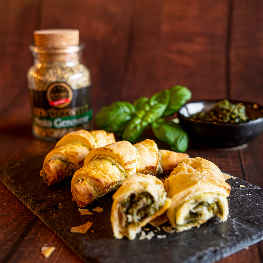 pesto genovese croissants Croissants gefüllt mit Pesto Genovese