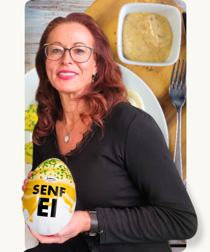 froehliche frau mit senfei froehliche frau mit senfei
