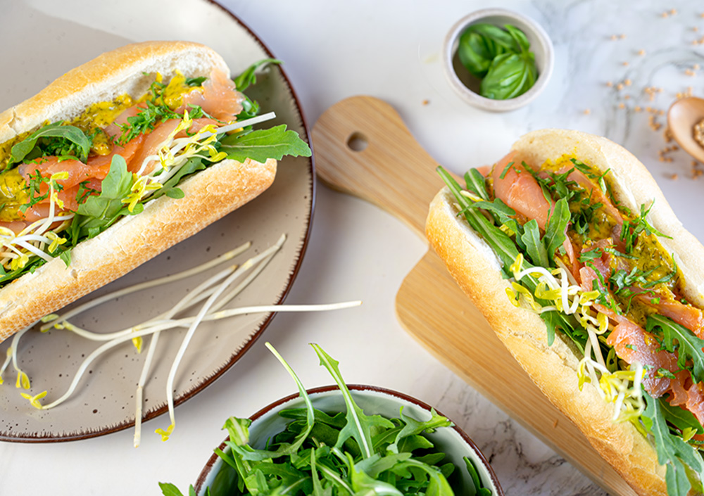 lachsbroetchen mit senfsauce Lachsbroetchen mit senfsauce