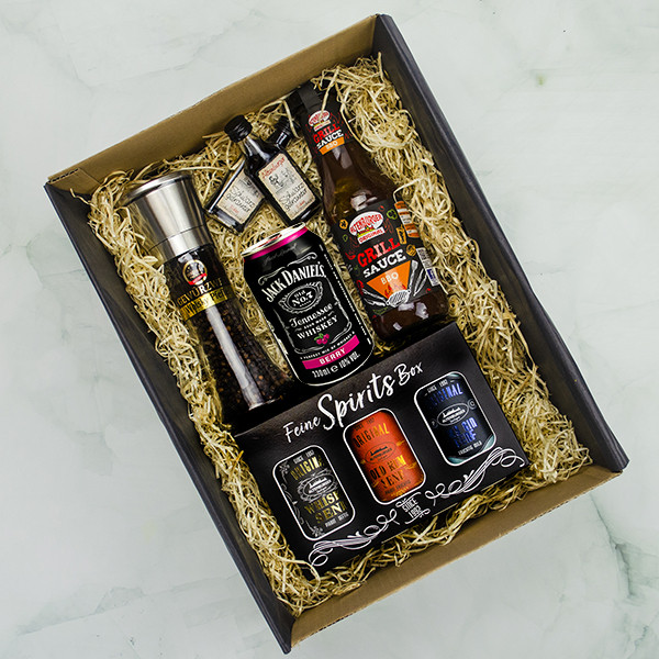 Geschenkbox Feine Spirits mit Senf, Alkohol und Sauce